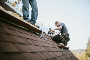 Local Roofers in Linwood Park, OH